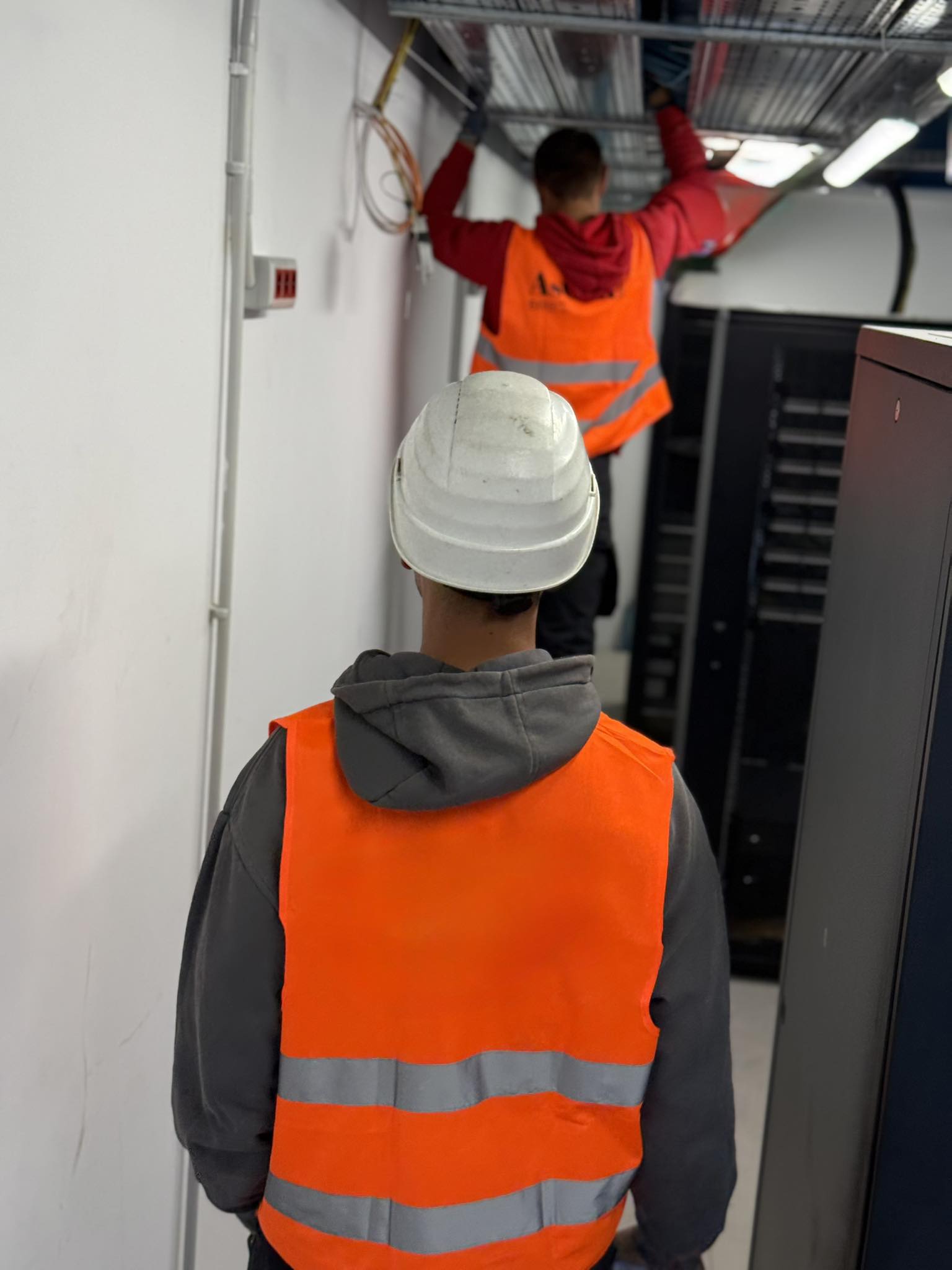 Lucrări tehnice în spații dedicate